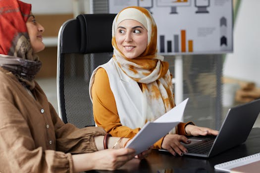 Women coding together